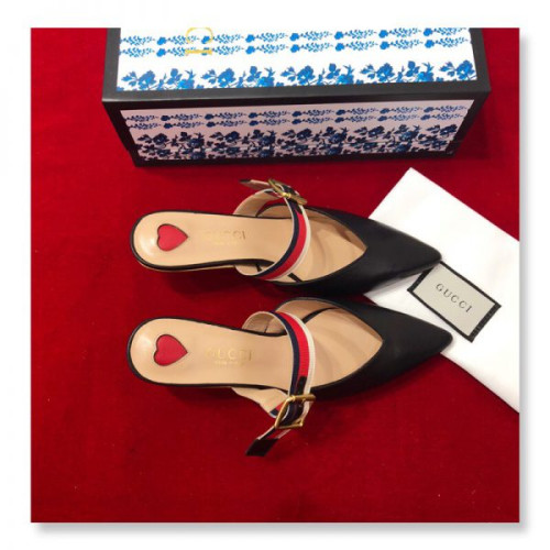 G*u*i-sandals-25