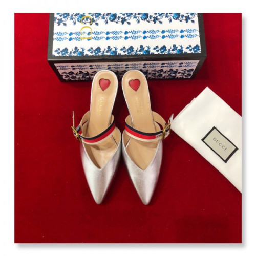 G*u*i-sandals-29