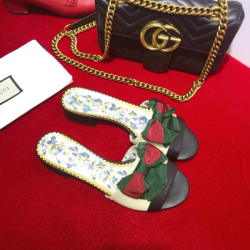 G*u*i-sandals-34