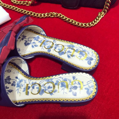 G*u*i-sandals-40