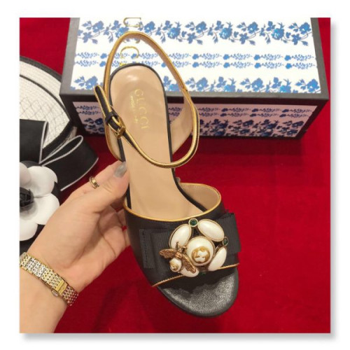 G*u*i-sandals-43
