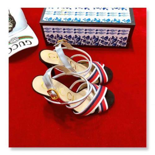 G*u*i-sandals-44