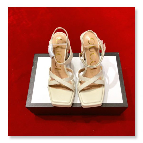 G*u*i-sandals-47