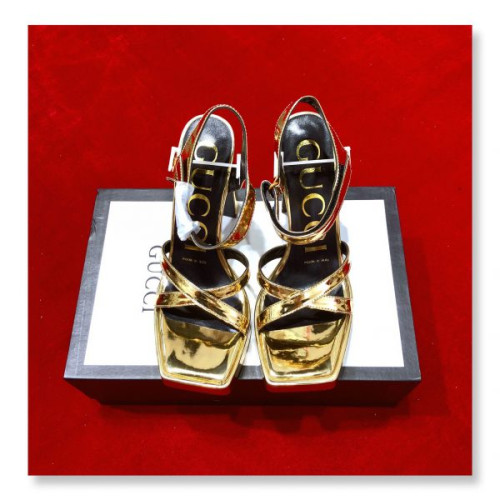 G*u*i-sandals-49