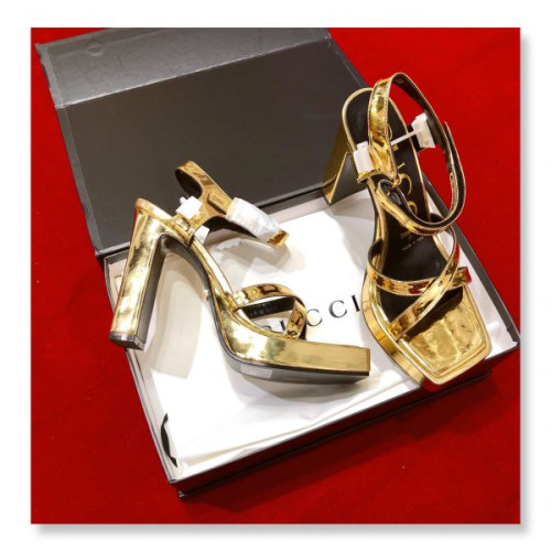 G*u*i-sandals-49