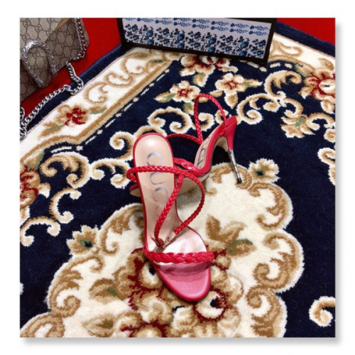 G*u*i-sandals-52