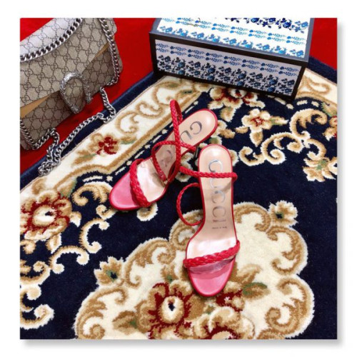G*u*i-sandals-52