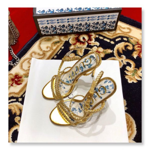 G*u*i-sandals-53
