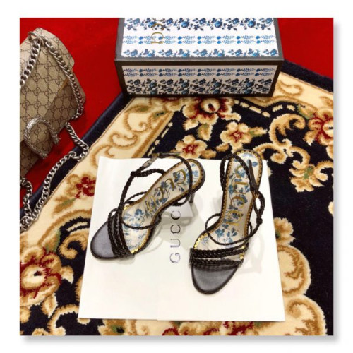 G*u*i-sandals-54