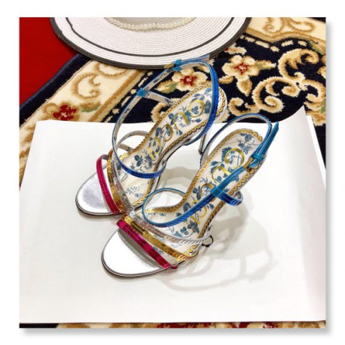 G*u*i-sandals-6