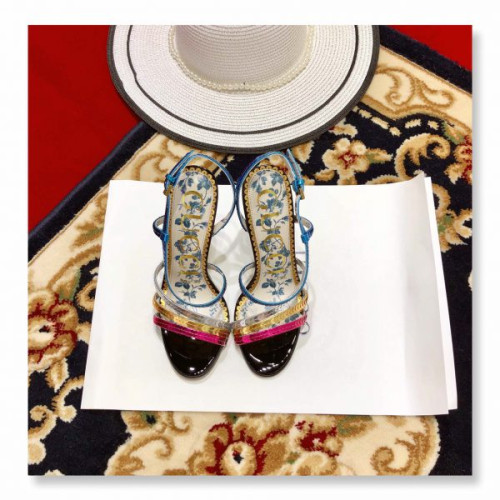 G*u*i-sandals-9