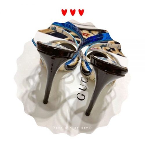 G*u*i-sandals-9