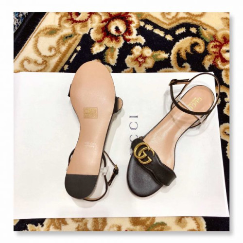 G*u*i-sandals-flat-2