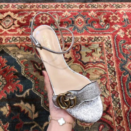 G*u*i-sandals-flat-3