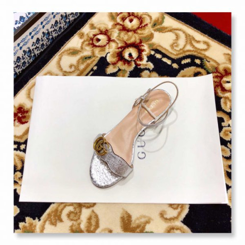 G*u*i-sandals-flat-3