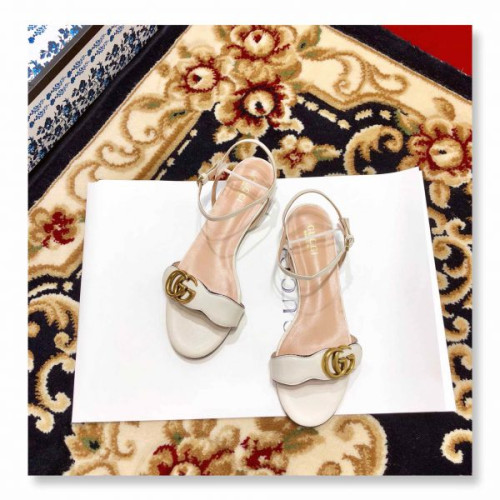G*u*i-sandals-flat