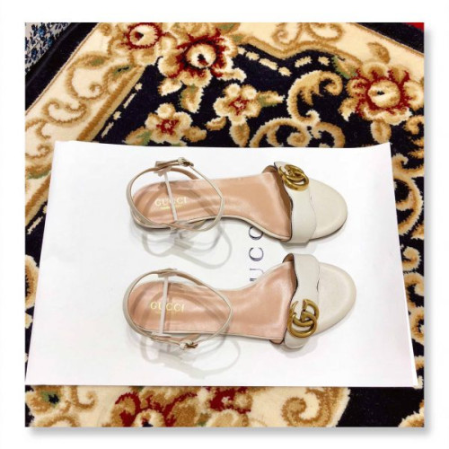 G*u*i-sandals-flat