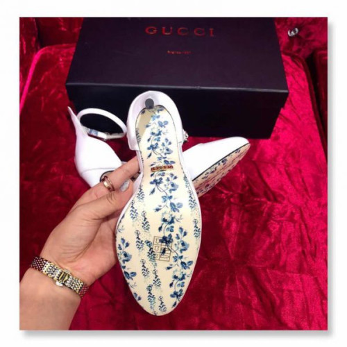G*u*i-satin-pump-5