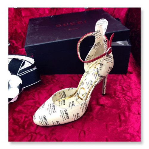 G*u*i-satin-pump