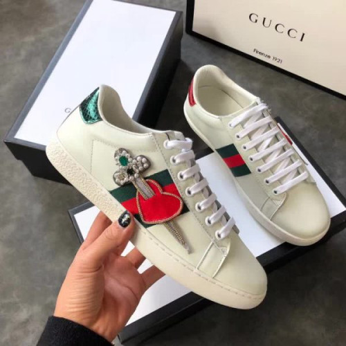G*u*i-shoes-39