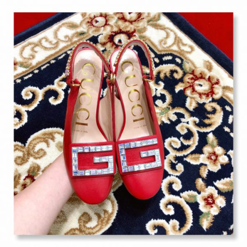G*u*i-slingback-pump-with-crystal-2