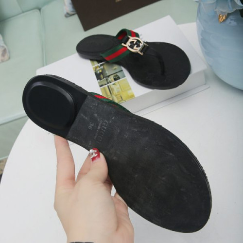 G*u*i-slipper-23
