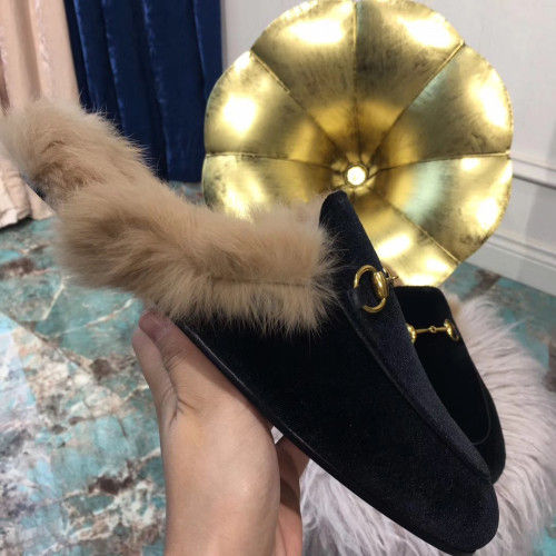 G*u*i-slipper-2