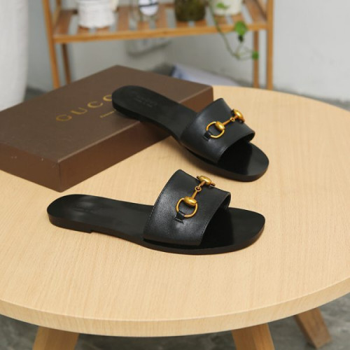 G*u*i-slipper-45