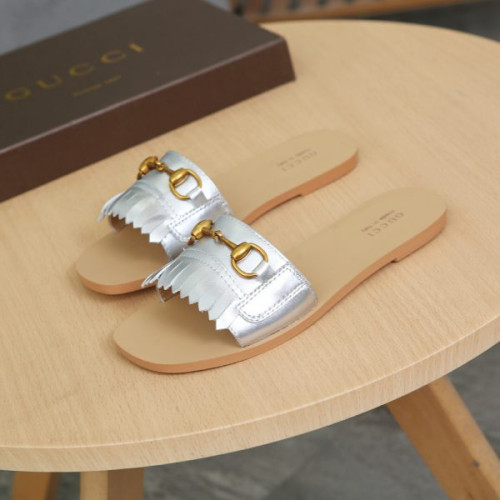 G*u*i-slipper-48