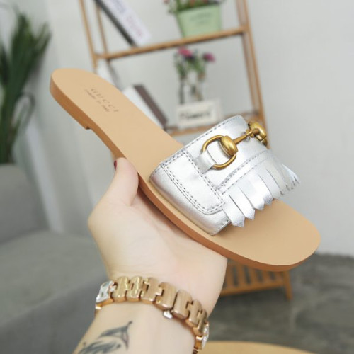G*u*i-slipper-48