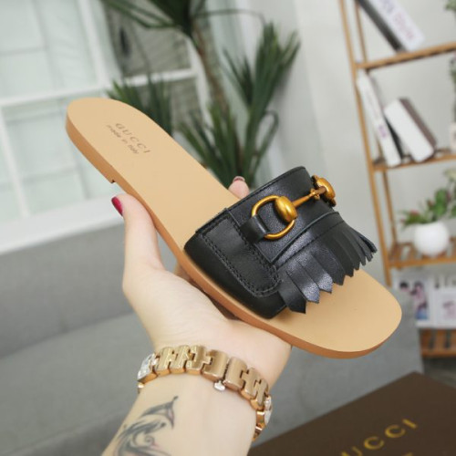 G*u*i-slipper-53