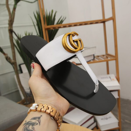 G*u*i-slipper-men-3