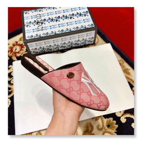 G*u*i-slippers-3