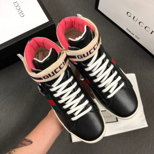 G*u*i-sneaker-2