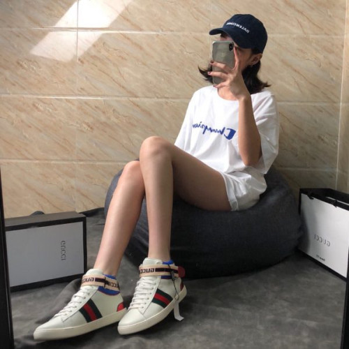 G*u*i-sneaker-3