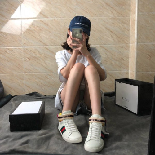 G*u*i-sneaker