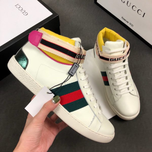 G*u*i-sneaker