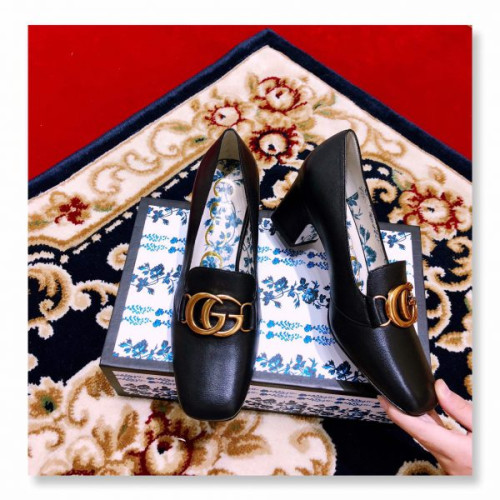 G*u*i-velvet-pump-5