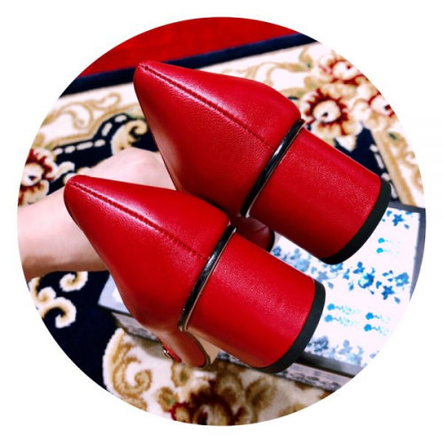 G*u*i-velvet-pump-heel4-5cm-4