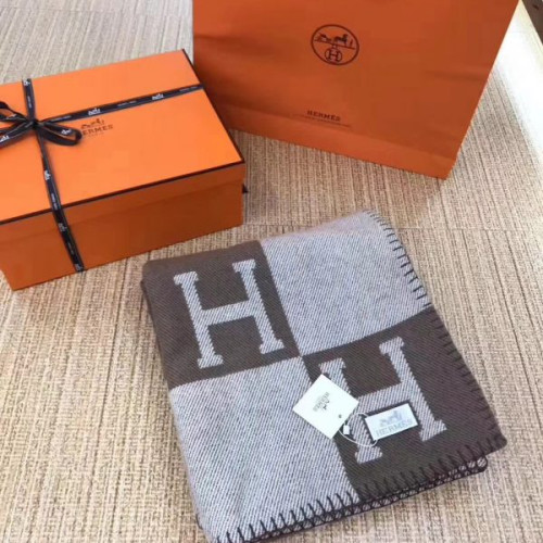 H**mes-blanket-6
