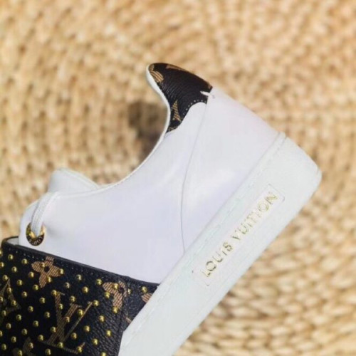 is-V*t0n-shoes-154-2-5-5-2