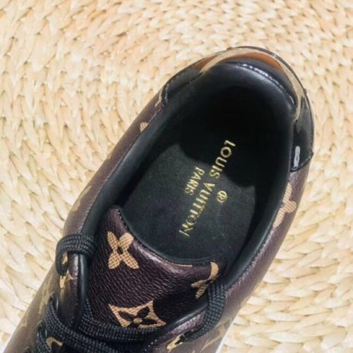 is-V*t0n-shoes-154-2-5-5-4