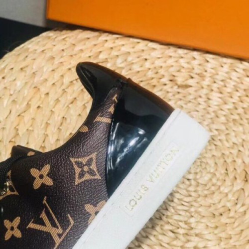is-V*t0n-shoes-154-2-5-5-4