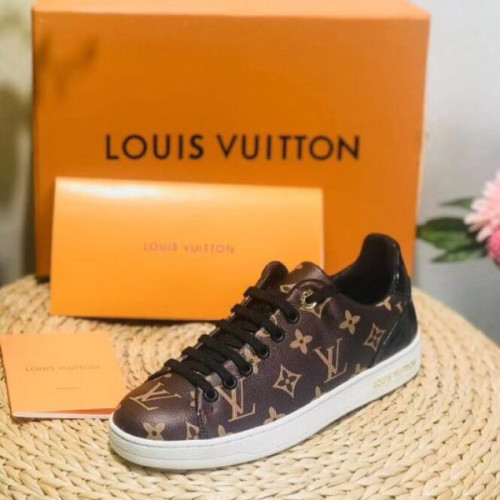 is-V*t0n-shoes-154-2-5-5-4
