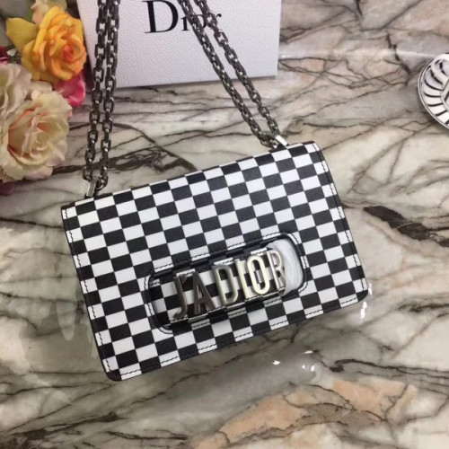 lady-D*or-32