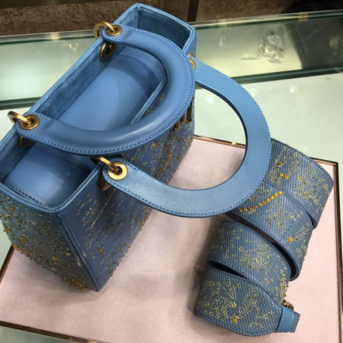 lady-D*or-fw18-6