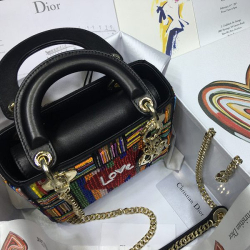 lady-D*or-fw18-7