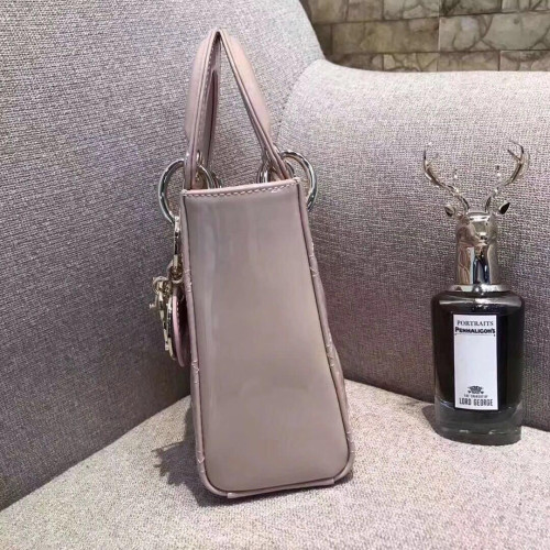 lady-D*or-mini-2