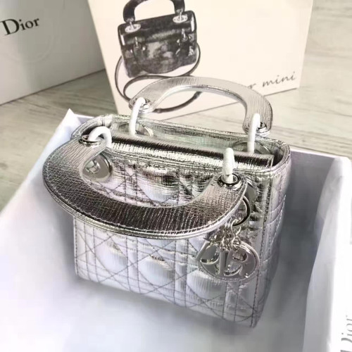 lady-D*or-mini-7
