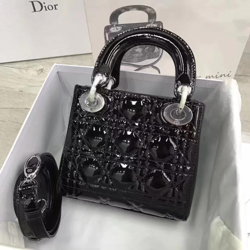 lady-D*or-mini-8-4